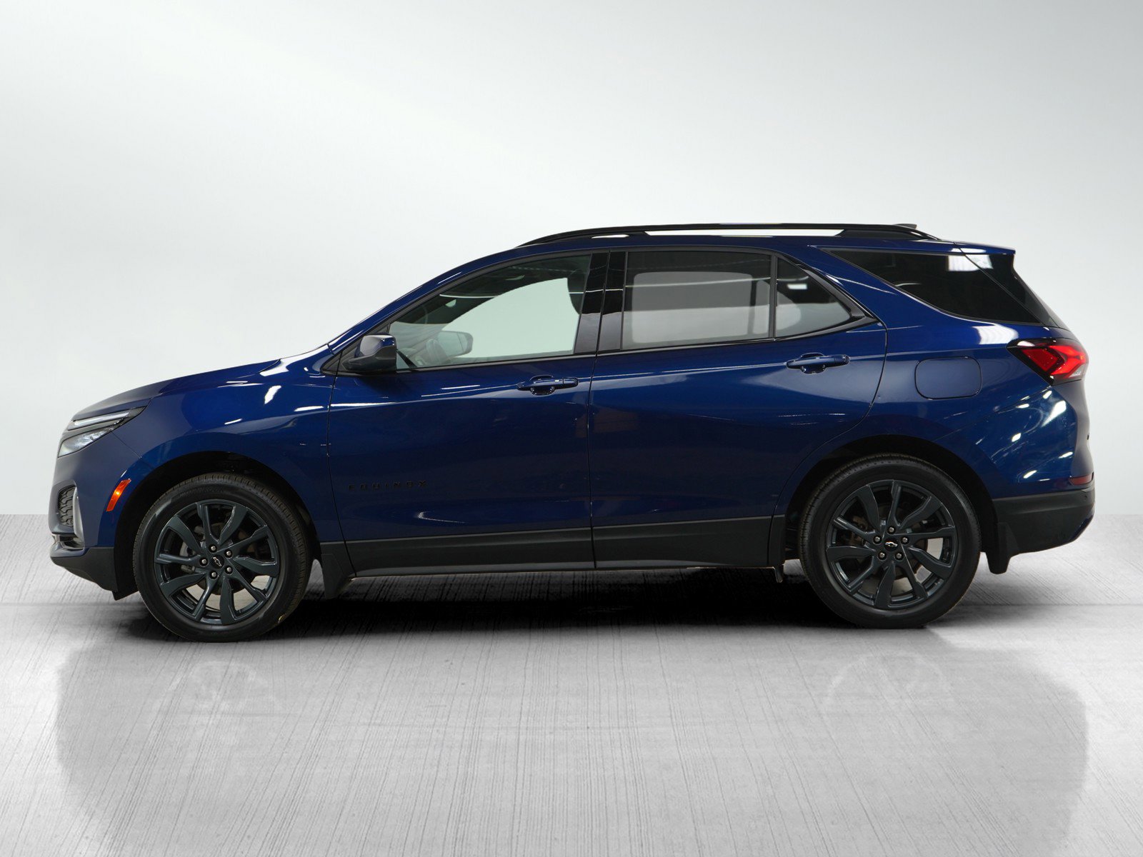 Used 2023 Chevrolet Equinox RS with VIN 3GNAXWEGXPL101768 for sale in Burnsville, Minnesota