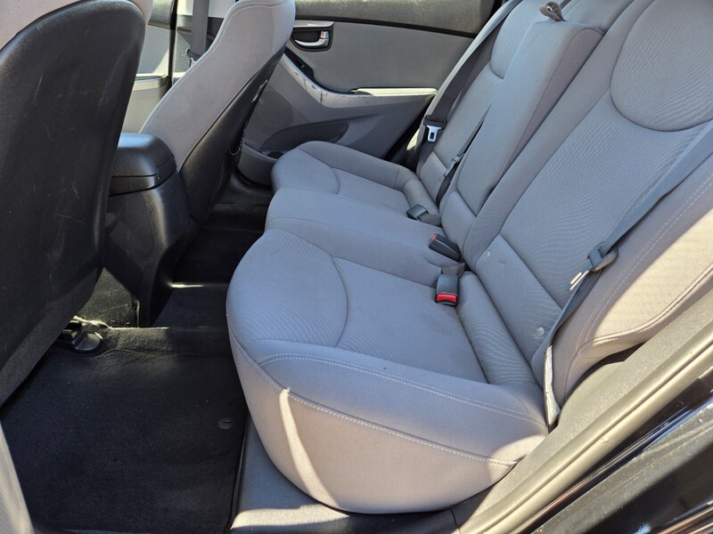 2016 Hyundai Elantra SE Value Edition Sport Limited photo 8