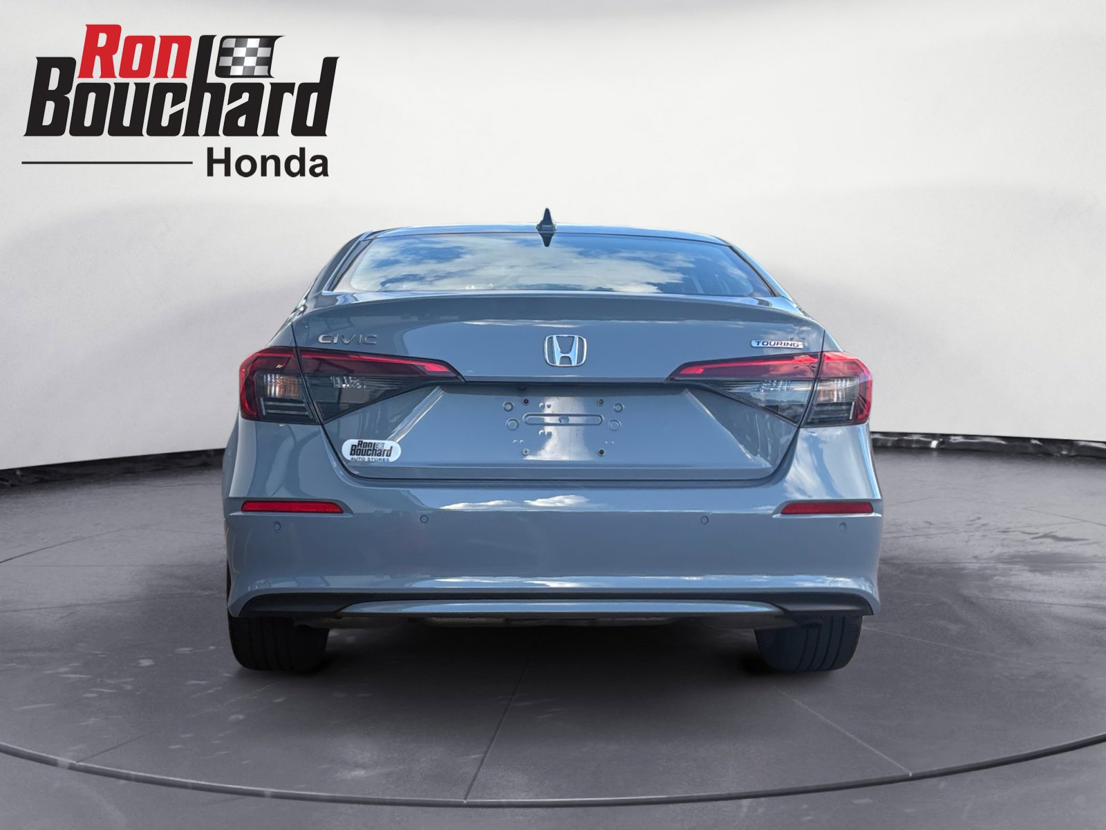 2024 Honda Civic Touring photo 3