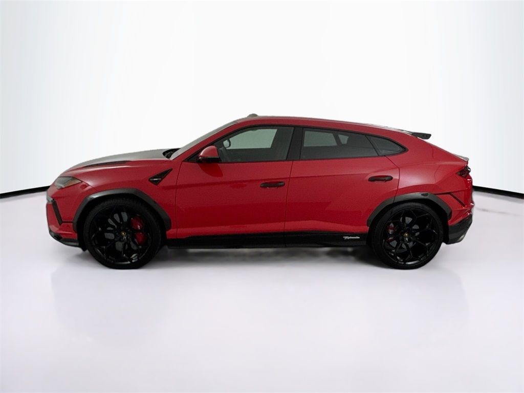 2023 Lamborghini Urus Performante photo 8