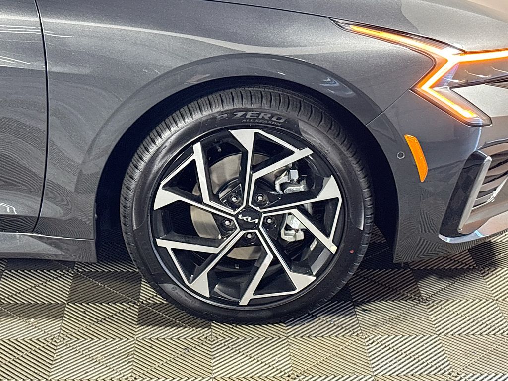 2025 Kia K5 EX photo 23