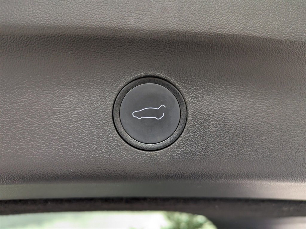 2021 Tesla Model Y Long Range photo 17