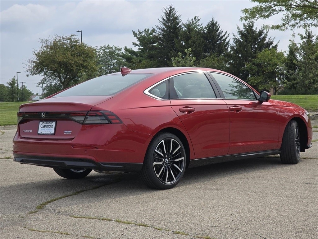 2025 Honda Accord Hybrid Touring photo 17