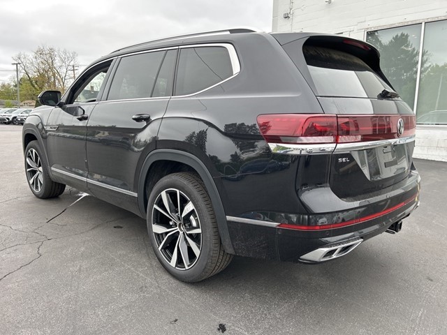 2025 Volkswagen Atlas SEL Premium R-Line photo 3