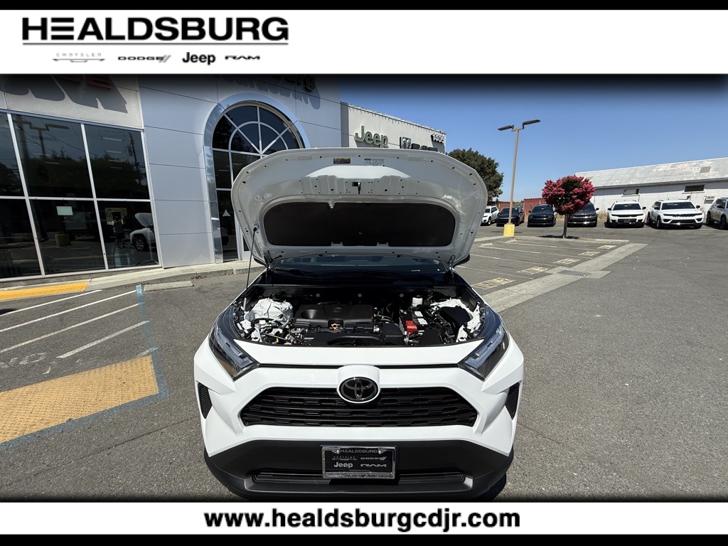 2024 Toyota RAV4 LE photo 23