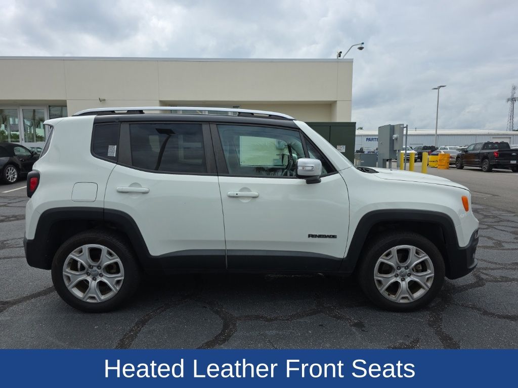 2016 Jeep Renegade Limited photo 2