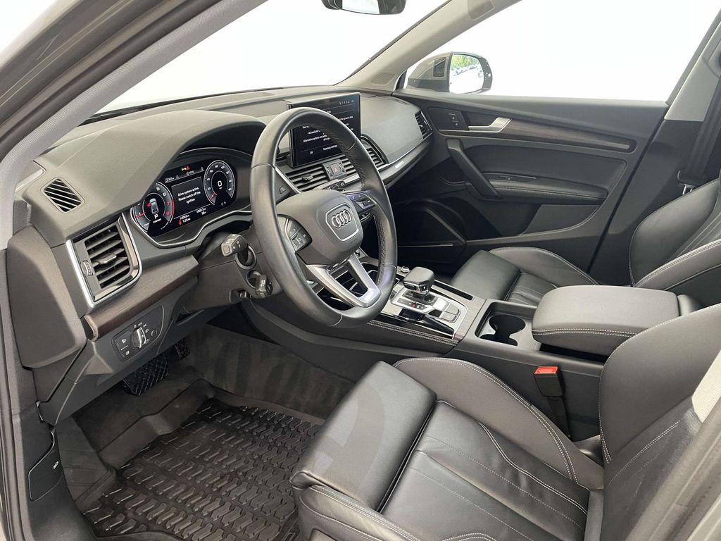 2024 Audi Q5 45 S line Premium photo 4
