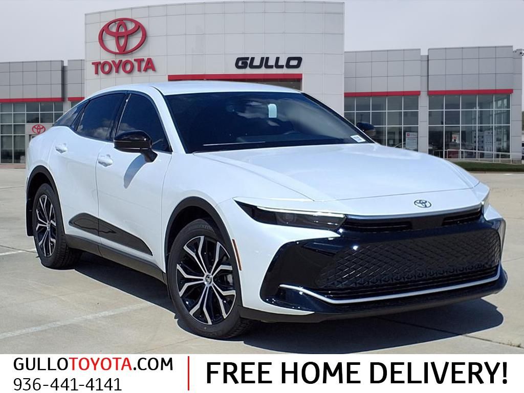 2026 Toyota Crown XLE's photo