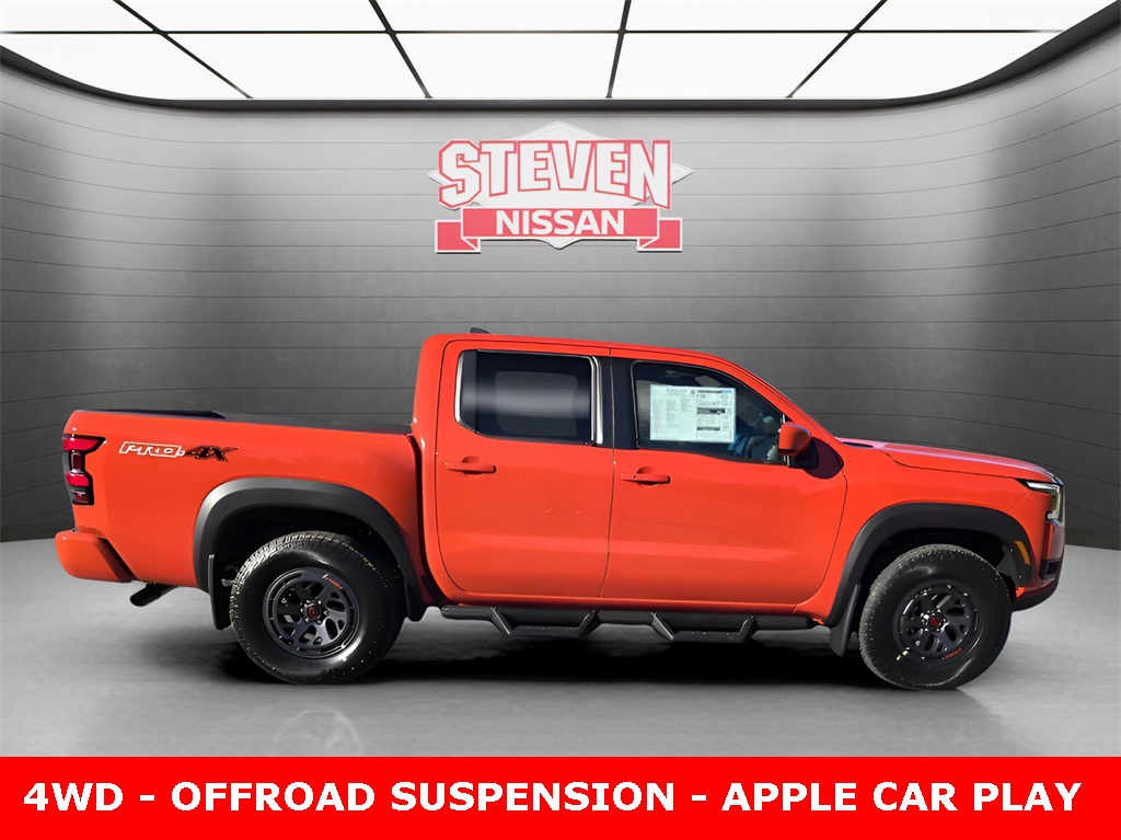 2025 Nissan Frontier PRO-4X photo 2