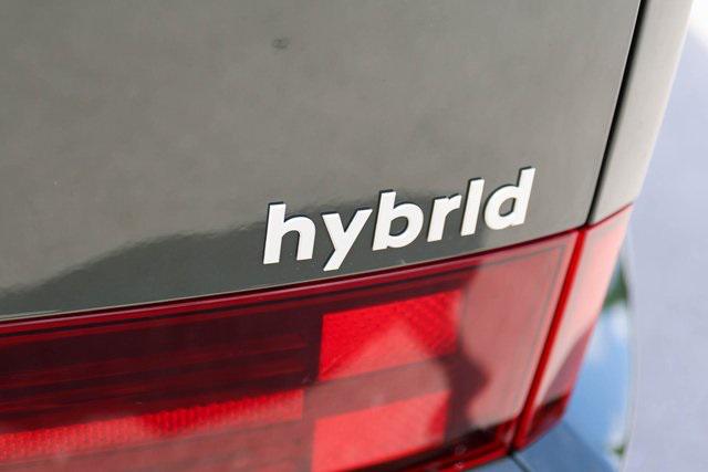 New 2025 Green Hyundai SEL image 6