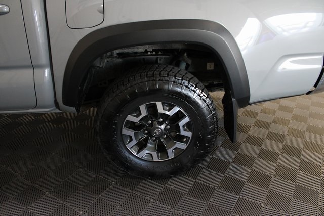 2020 Toyota Tacoma TRD Off-Road photo 8