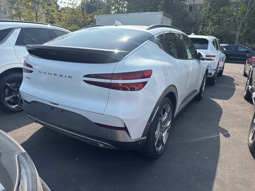 2024 Genesis GV60 AWD Performance photo 4