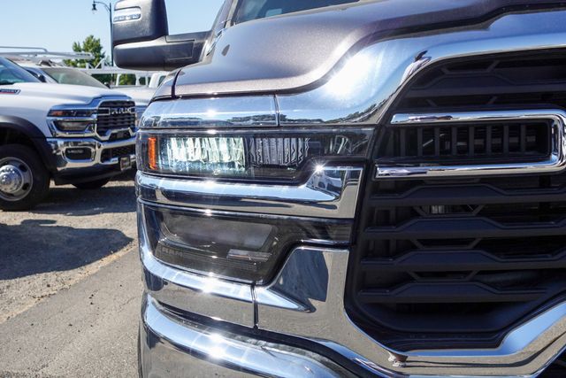 2025 Ram 3500 Big Horn photo 4