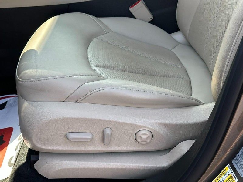 2017 Buick Envision Premium I photo 18