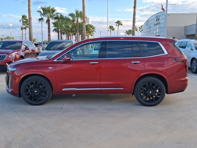 2025 Cadillac XT6 Luxury photo 3