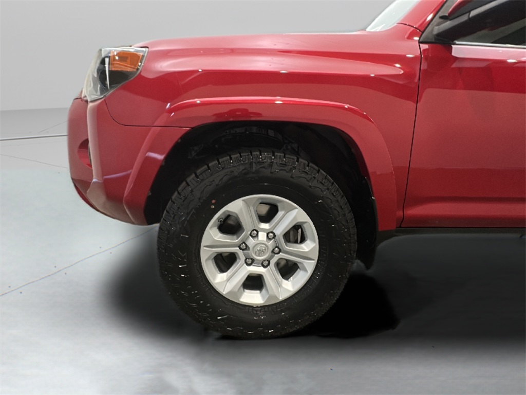 2017 Toyota 4Runner SR5 Premium photo 2