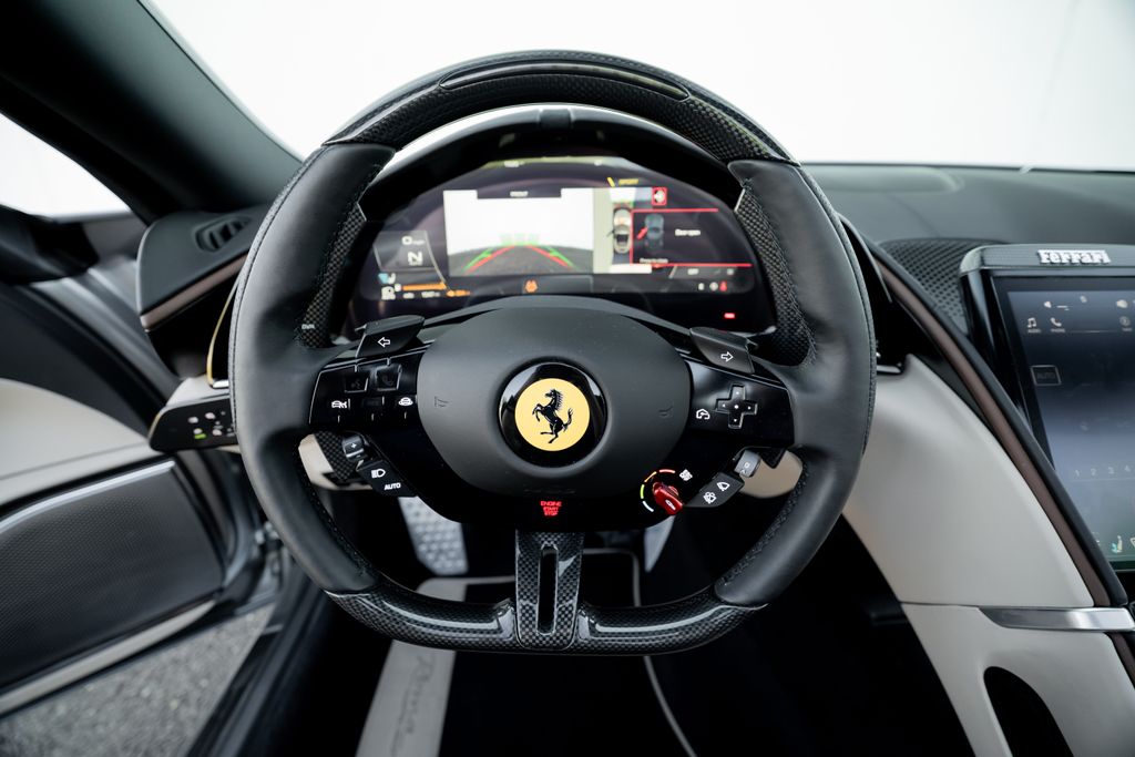 2024 Ferrari Roma Spider photo 4