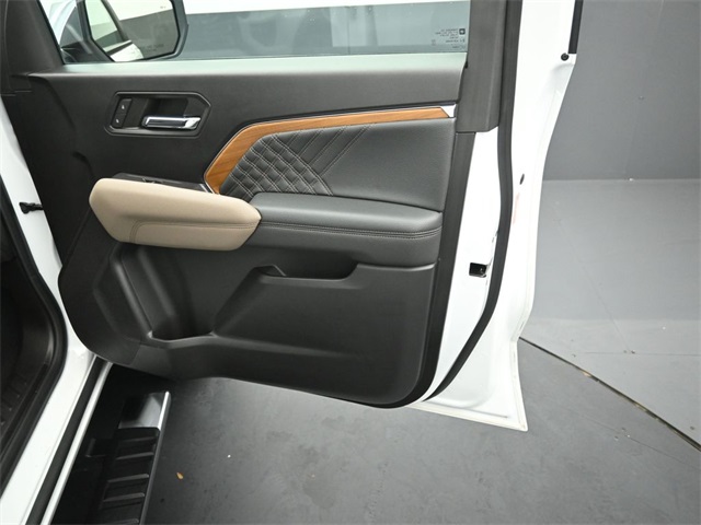 2023 GMC CANYON - Image 34