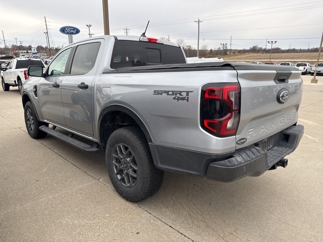 2024 Ford Ranger XLT photo 2