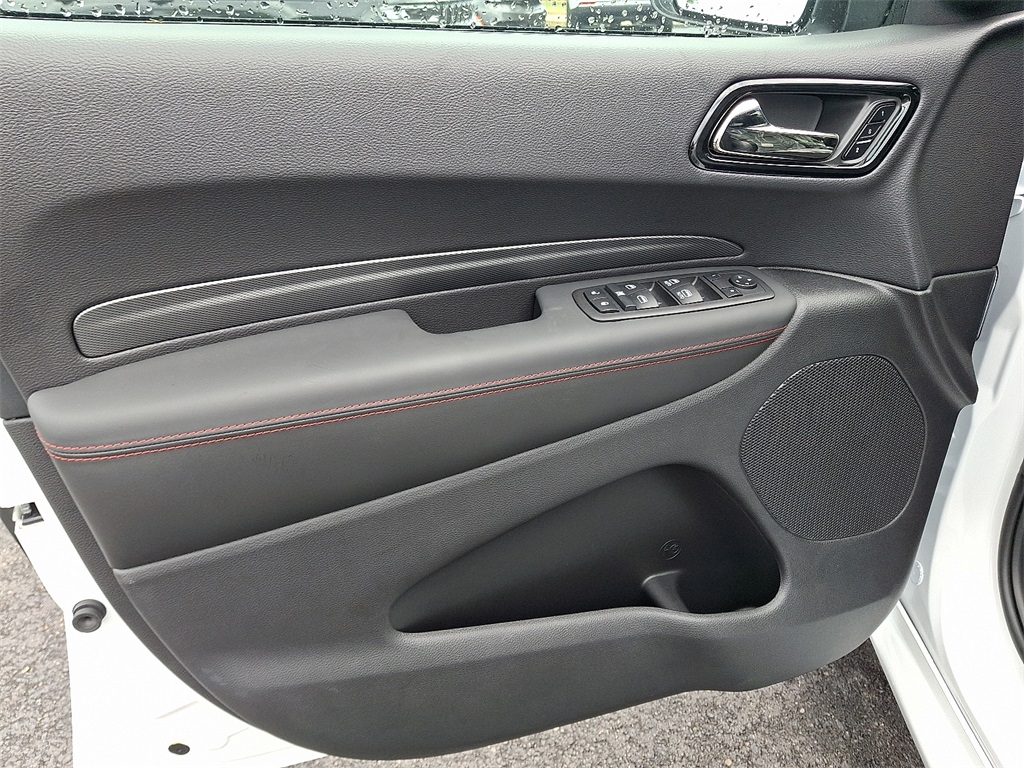 2025 Dodge Durango R/T Plus photo 8