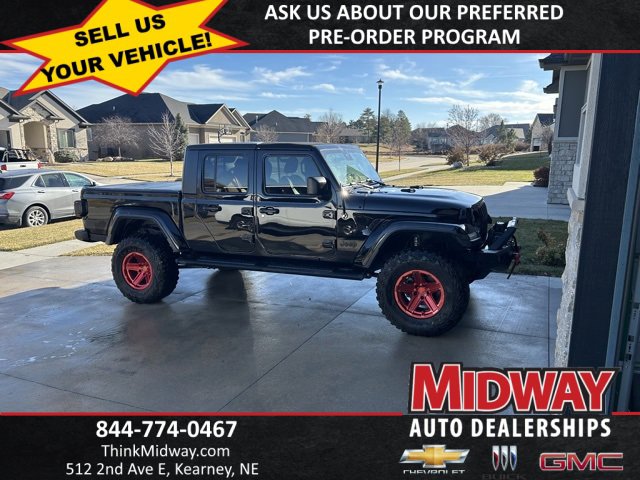 2021 Jeep Gladiator Sport S's photo