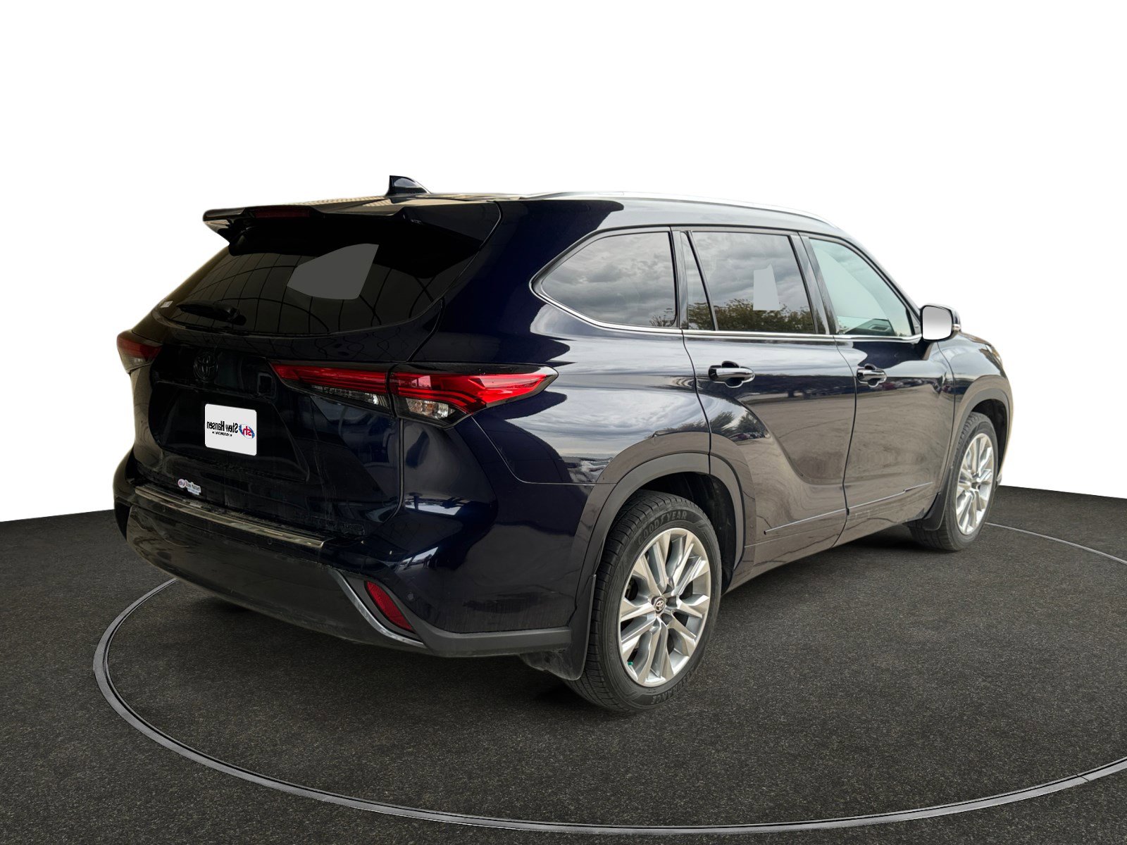 2021 Toyota Highlander Limited photo 4