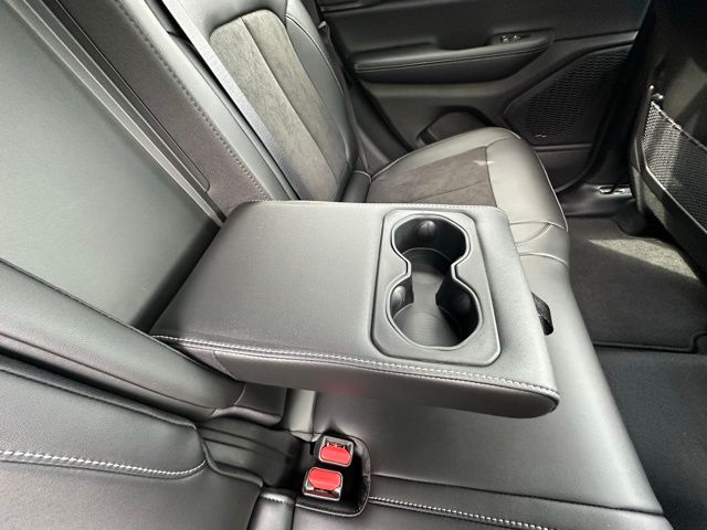 2025 Jeep Grand Cherokee Altitude X photo 33