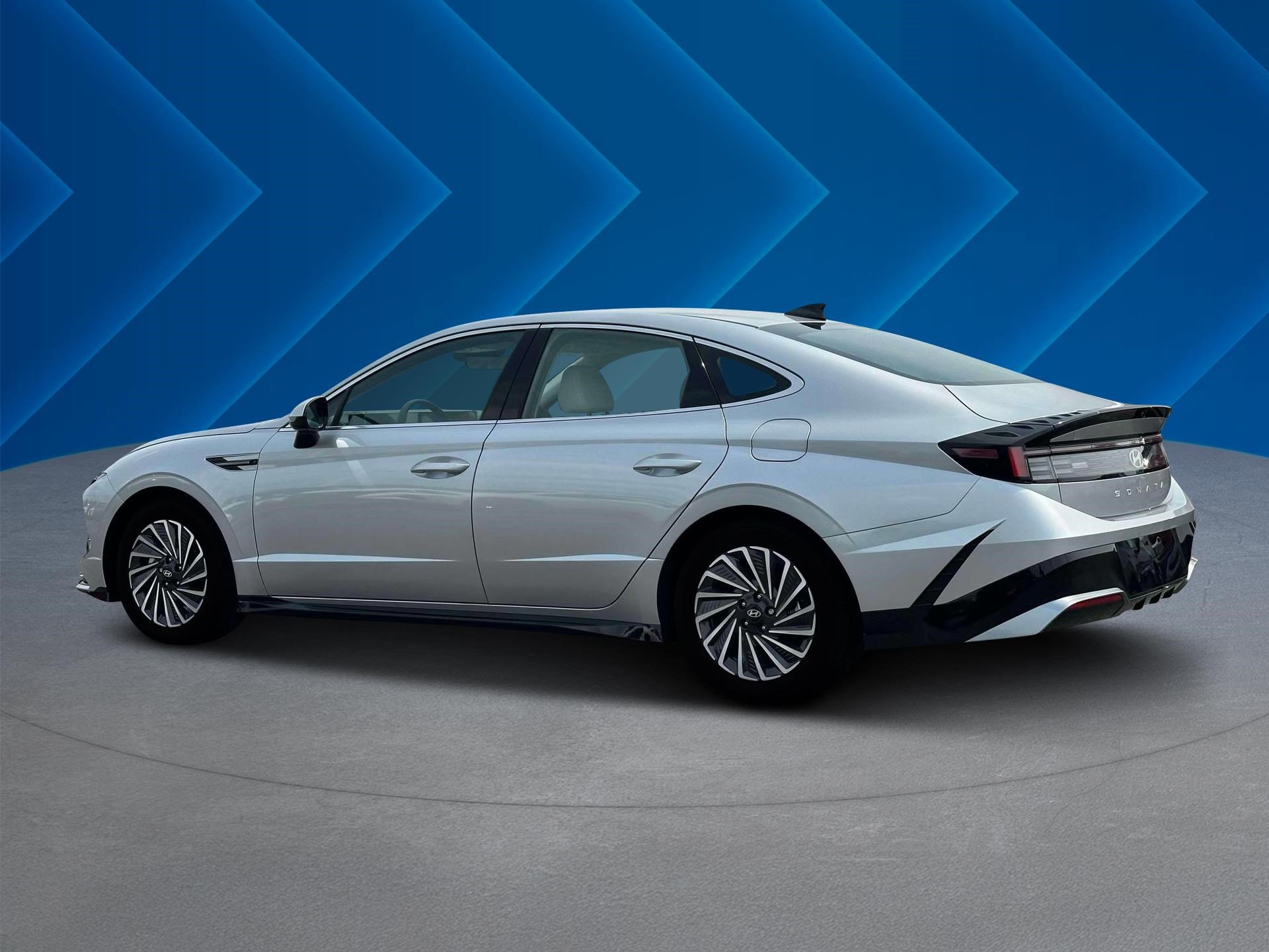 2025 Hyundai Sonata Hybrid Limited photo 4