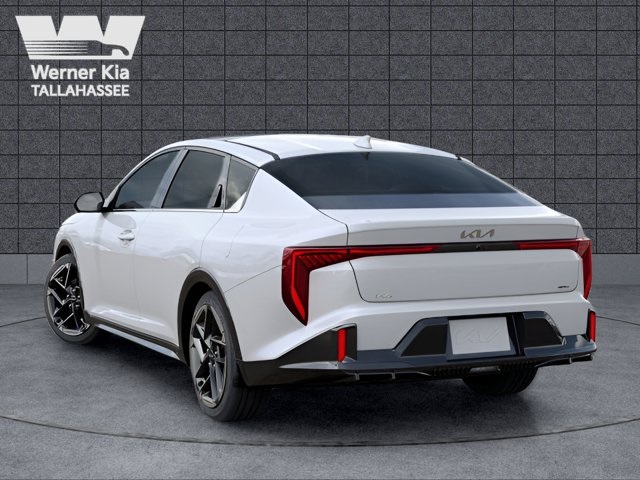 2025 Kia K4 GT-Line photo 3