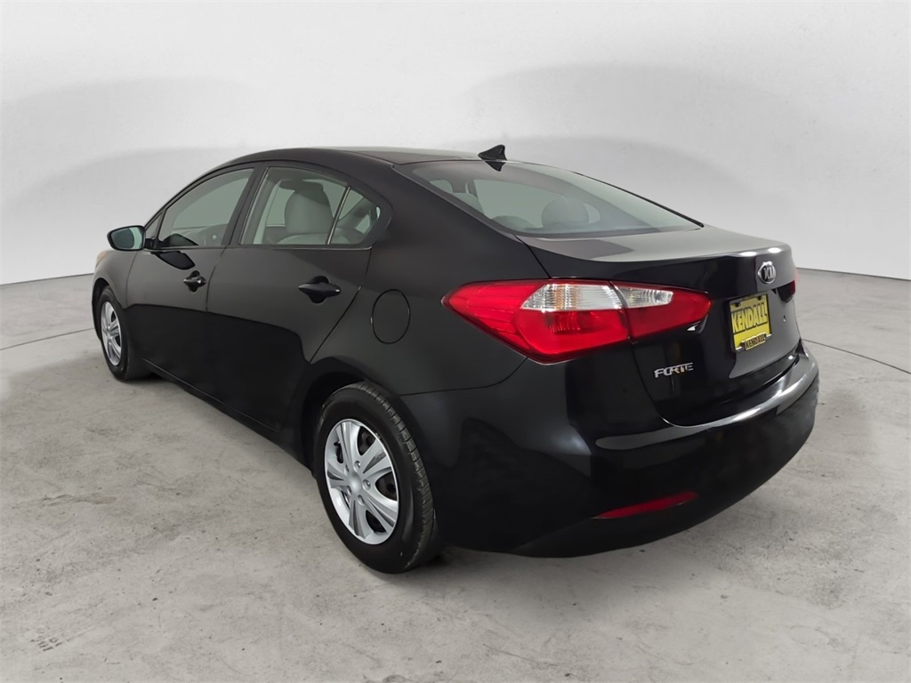 2015 Kia Forte LX photo 3