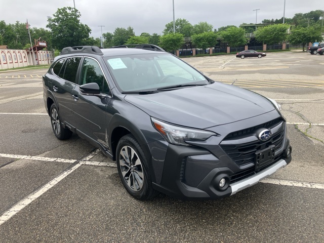 2023 Subaru Outback Limited photo 3