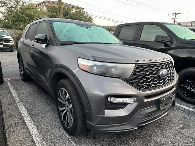 2021 Ford Explorer ST photo 2