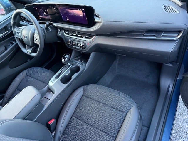 2025 Buick Envista Preferred photo 10