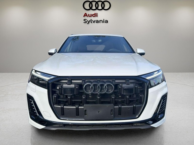 2025 Audi Q7 Premium Plus photo 3