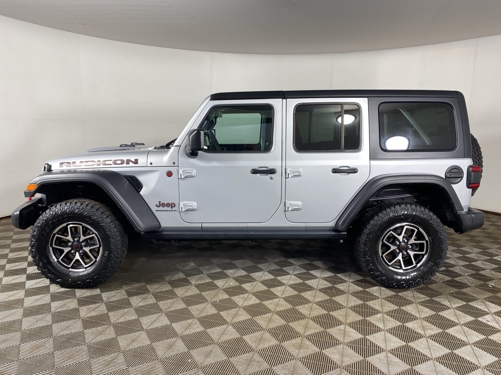 2024 Jeep Wrangler Rubicon photo 4