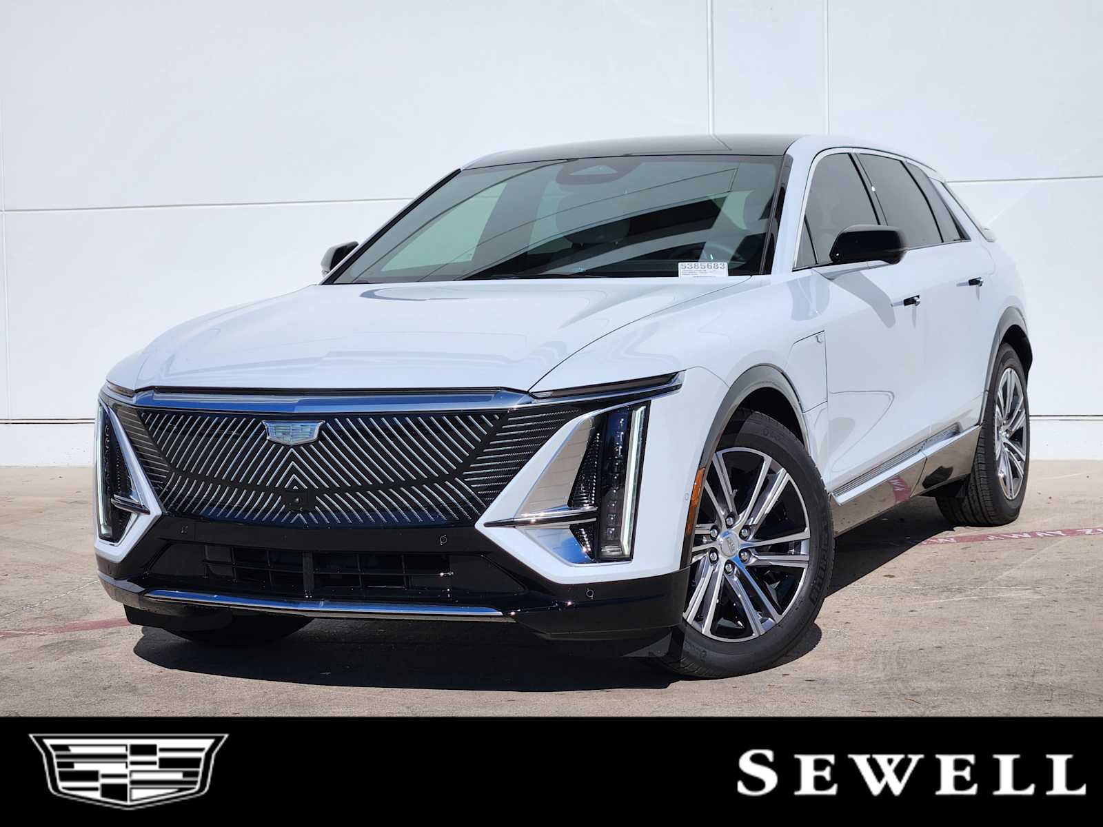 2026 Cadillac LYRIQ Luxury's photo