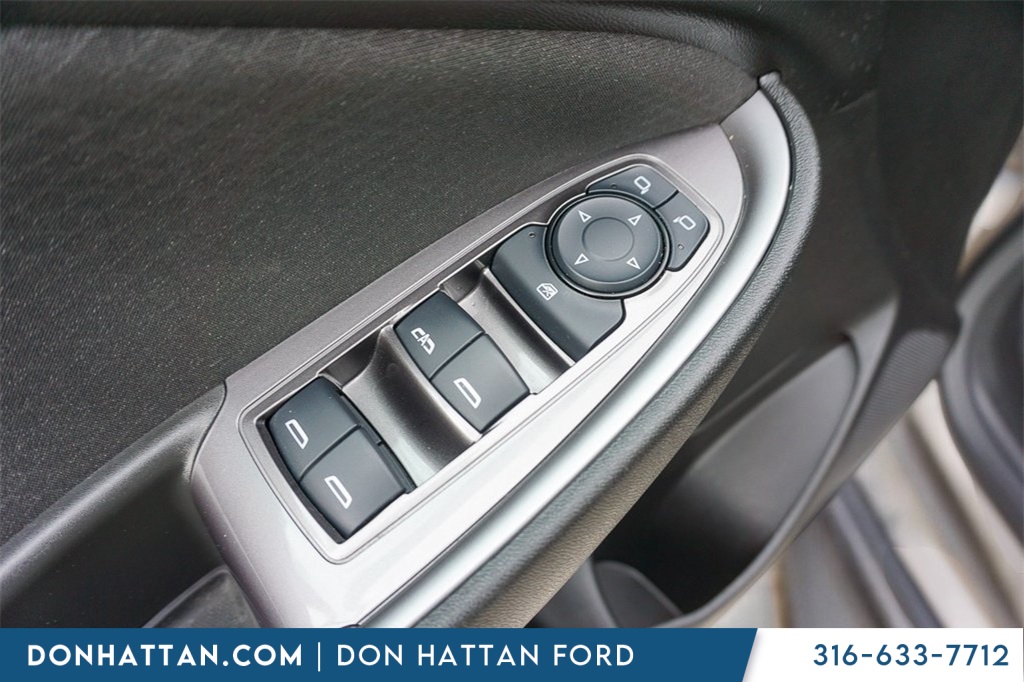 2023 Chevrolet Malibu 1LT photo 13