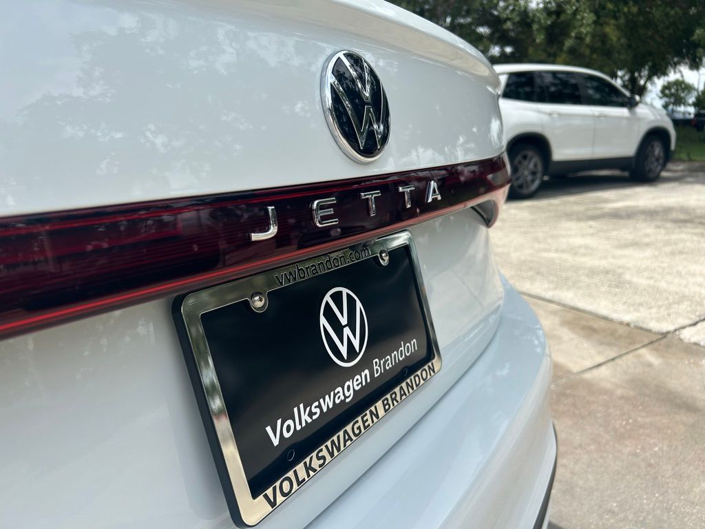 2025 Volkswagen Jetta 1.5T Sport photo 21