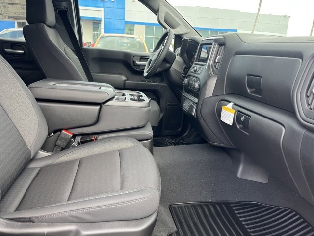 2026 Chevrolet Silverado 1500 Custom photo 17