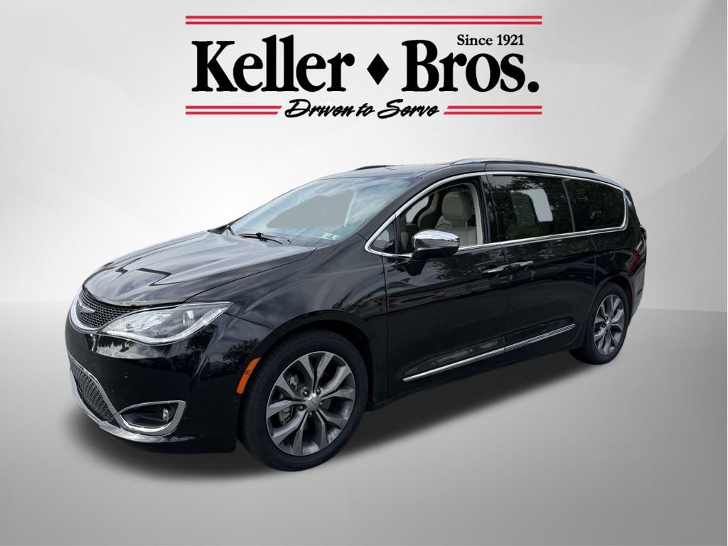 2020 Chrysler Pacifica Limited photo 3