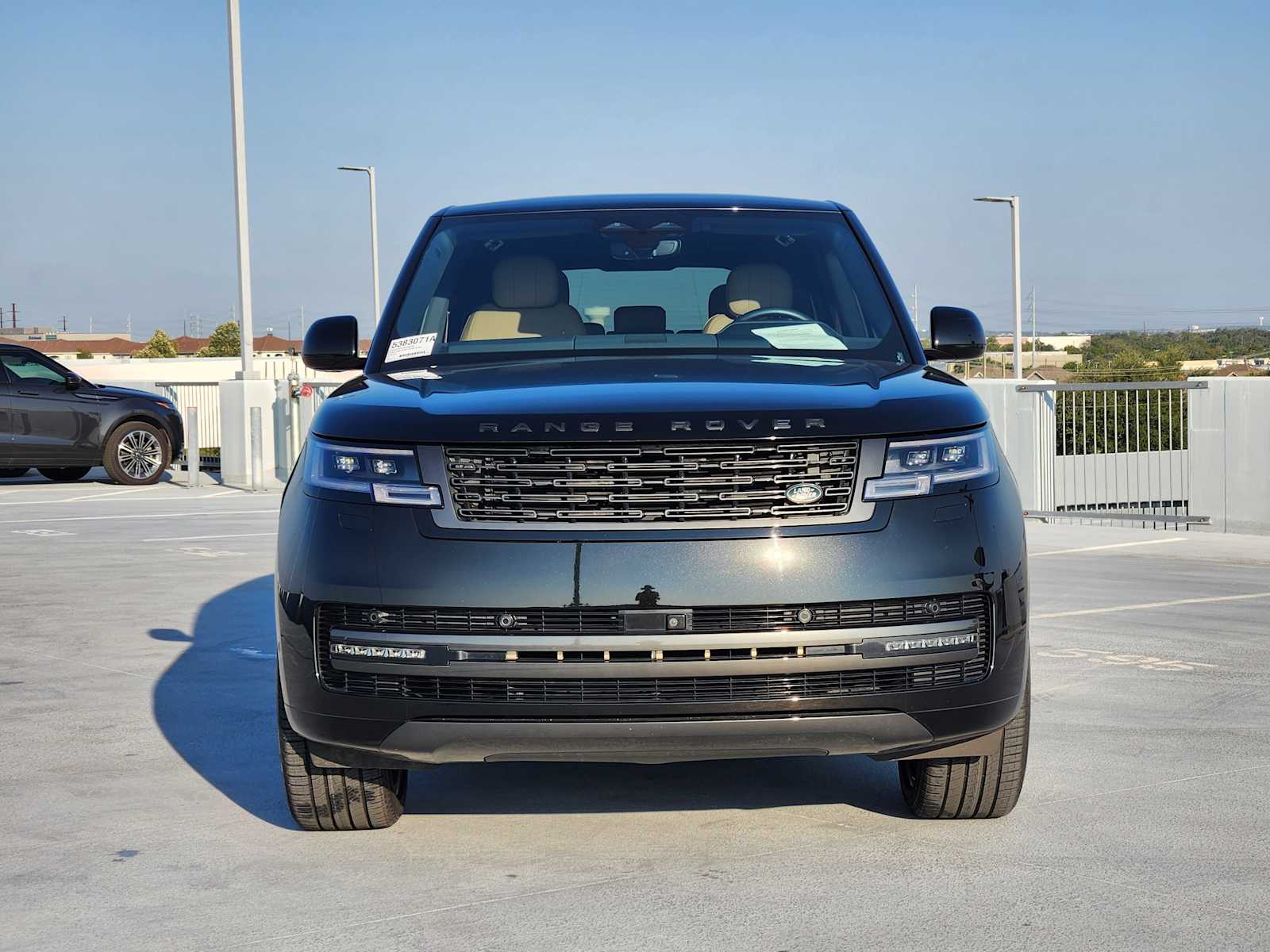 2024 Land Rover Range Rover SE photo 2