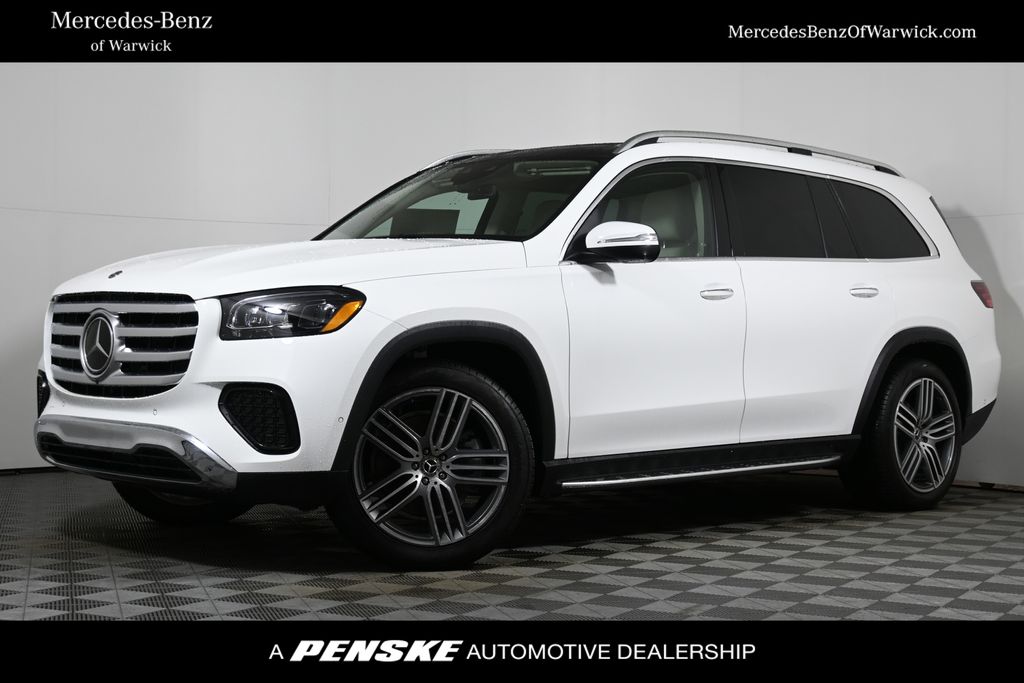 2026 Mercedes-Benz GLS Base's photo