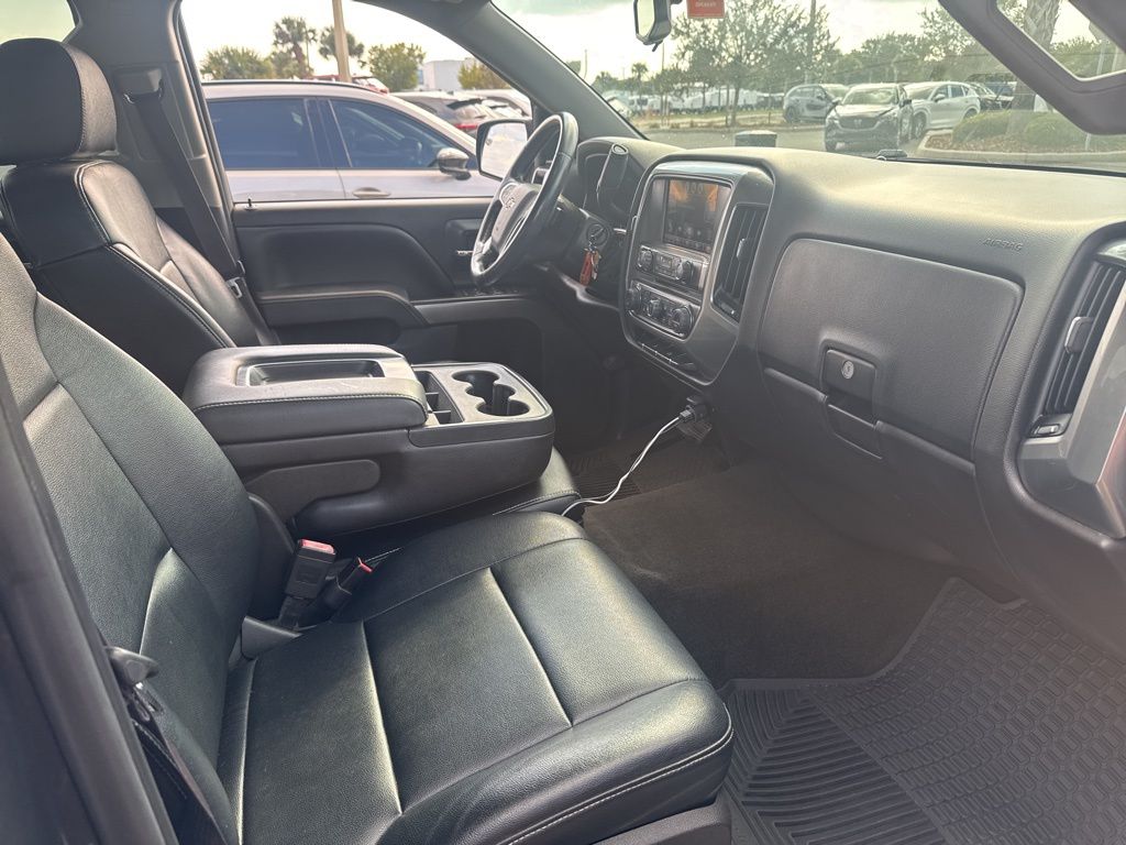 2014 Chevrolet Silverado 1500 LT photo 3