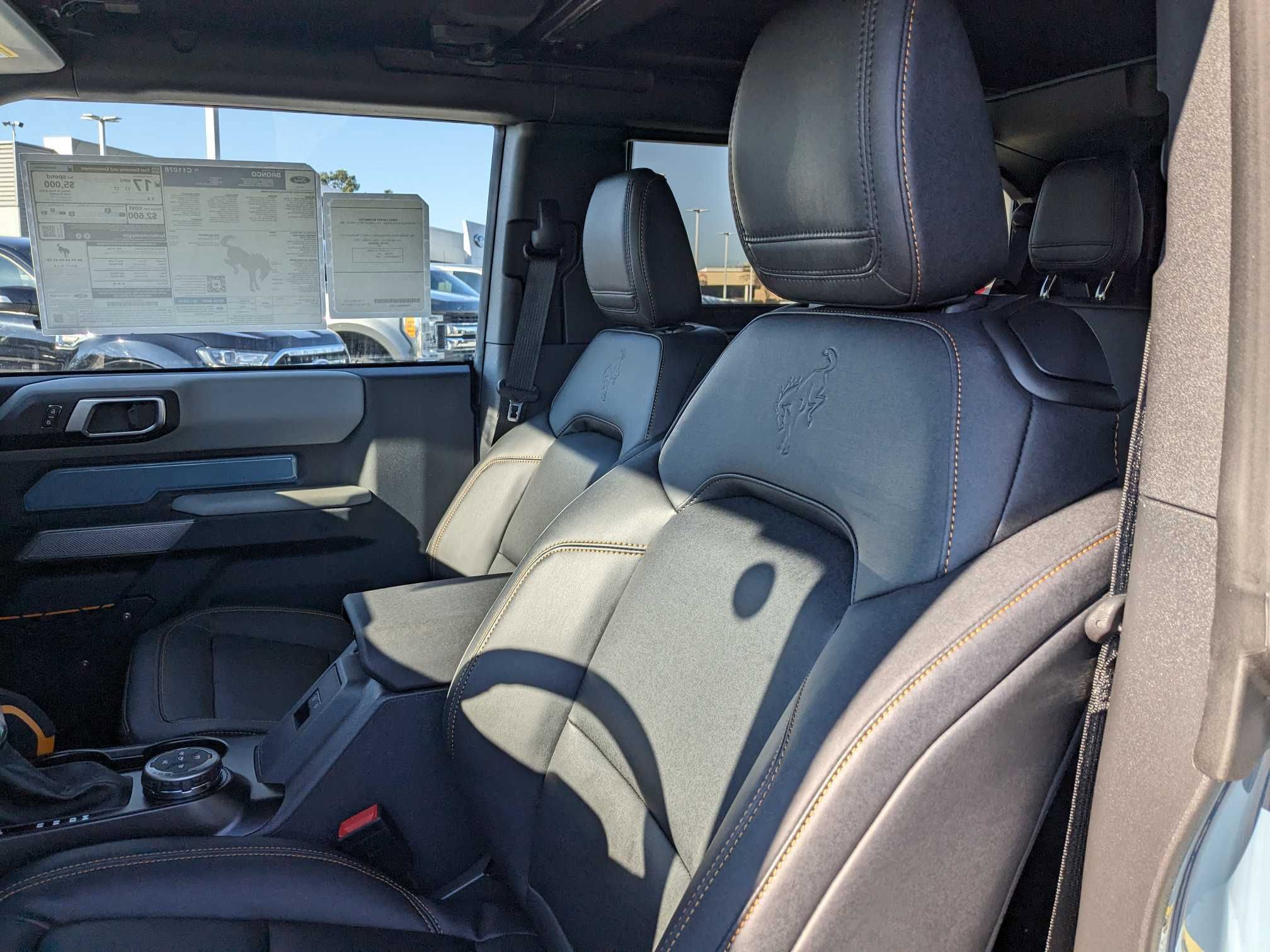 2023 Ford Bronco Badlands photo 12