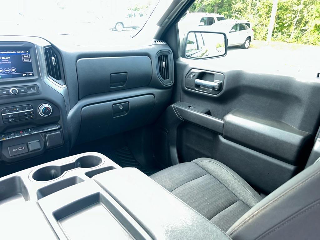 2023 Chevrolet Silverado 1500 Custom photo 25