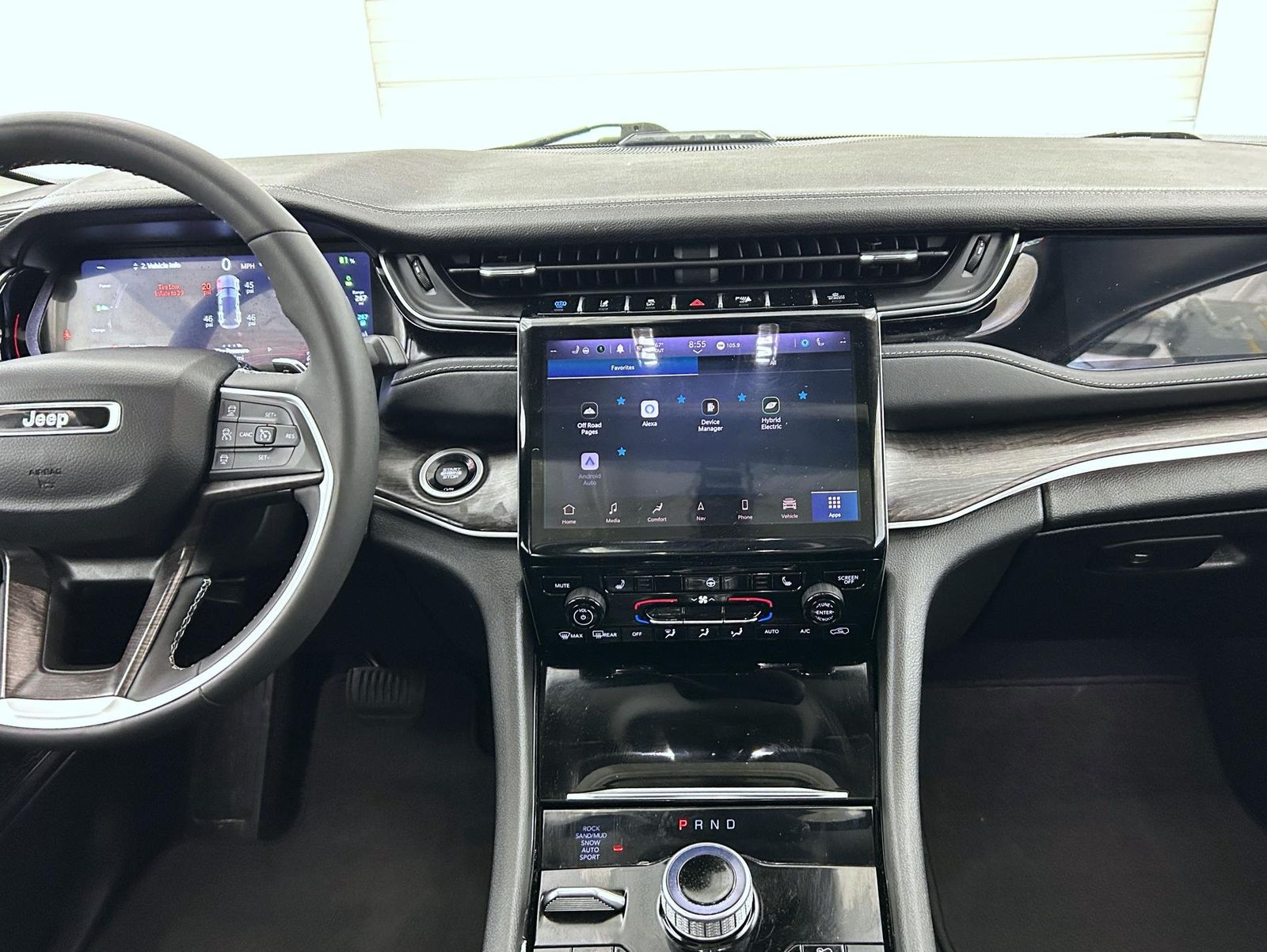 2023 Jeep Cherokee 4xe Sport photo 12