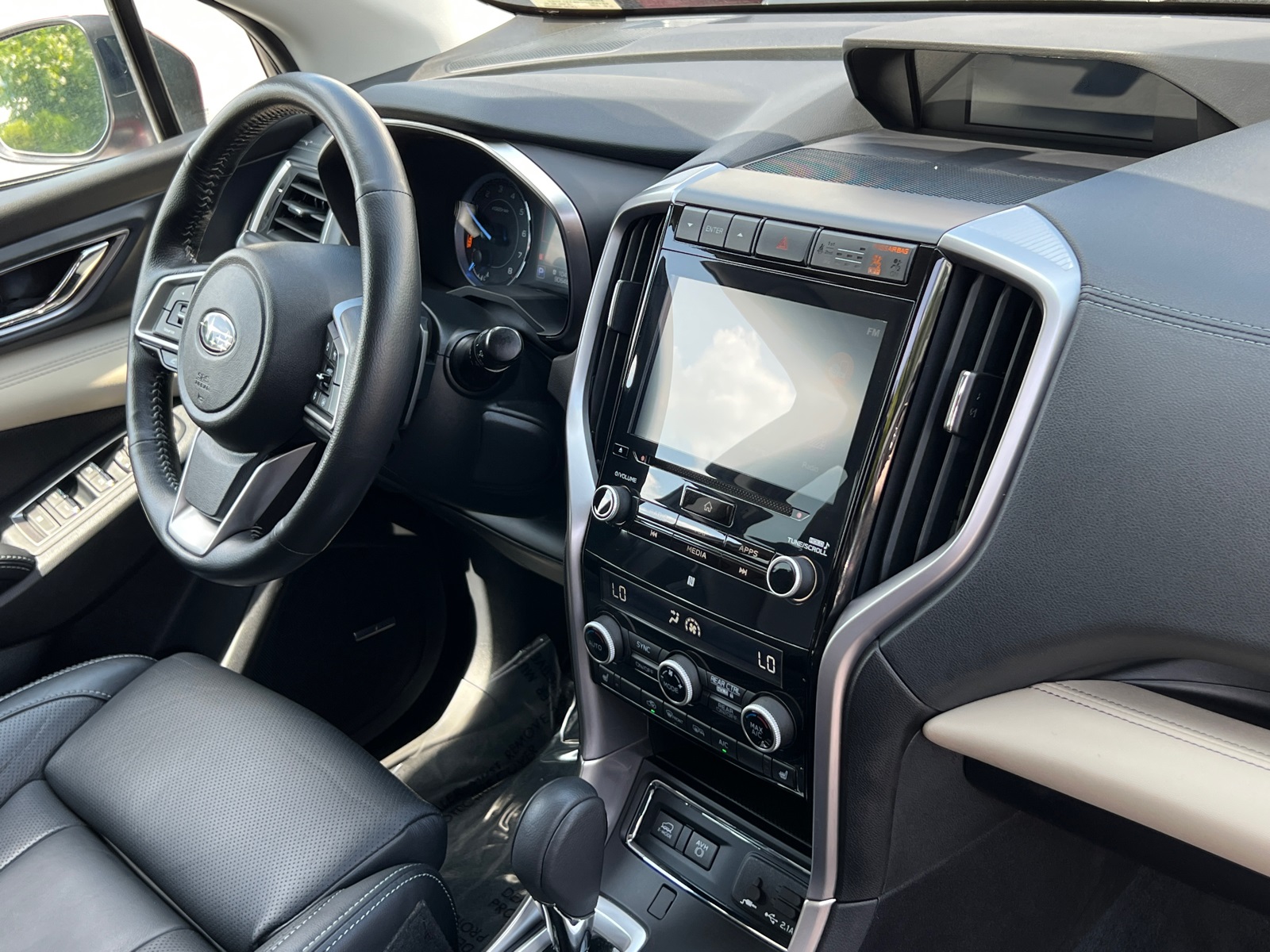 2021 Subaru Ascent Limited photo 9