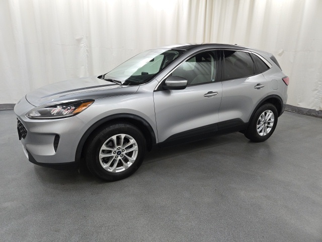 2021 Ford Escape SE photo 2