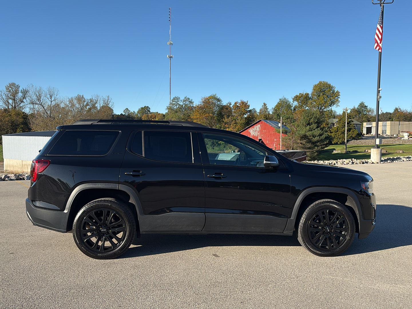 2023 Gmc Acadia SLE photo 3