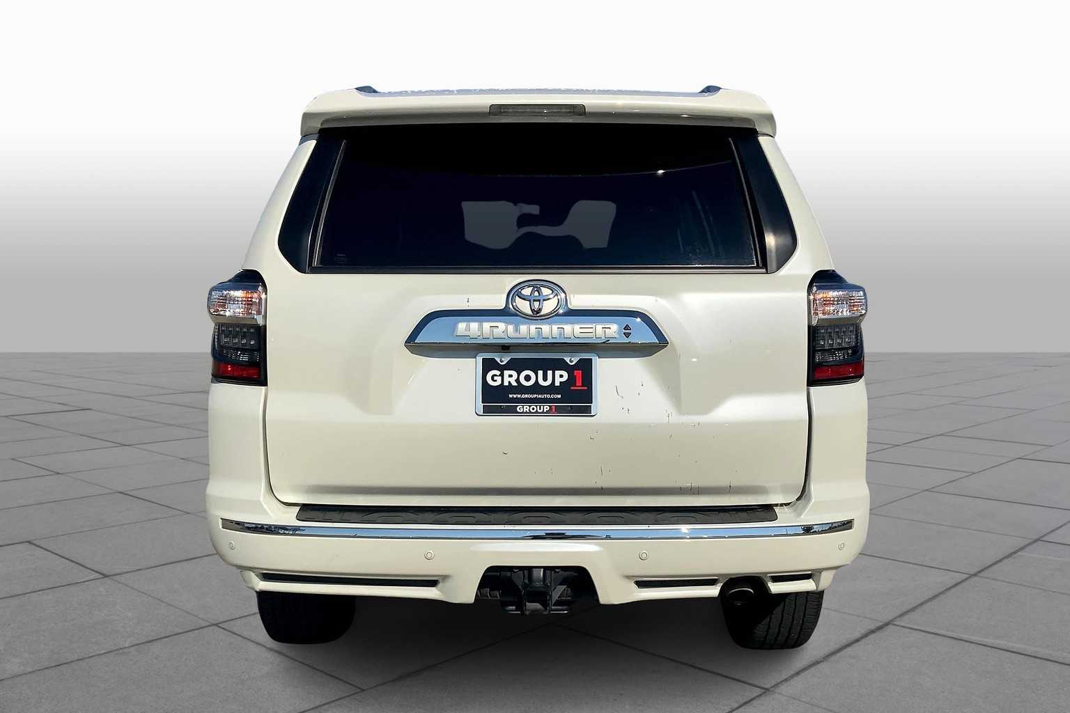 2020 Toyota 4Runner Limited photo 4